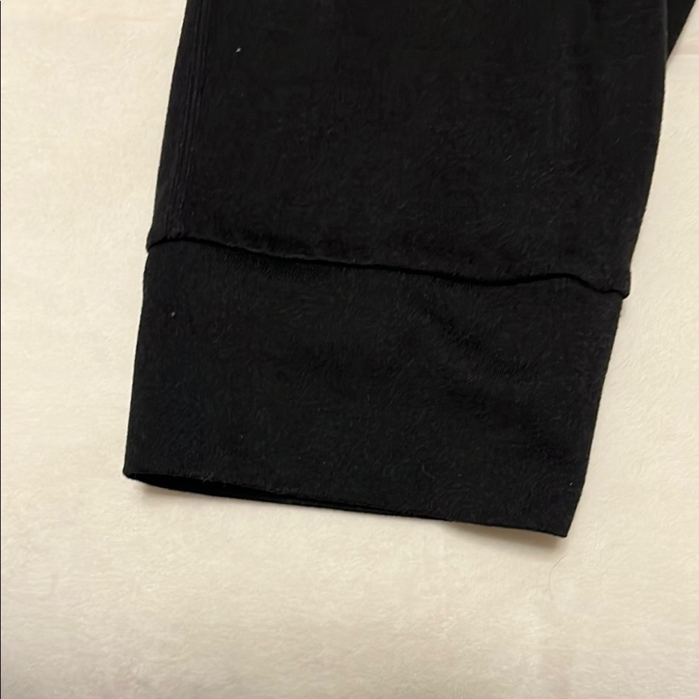 Vuori Black Joggers - Picture 3 of 5